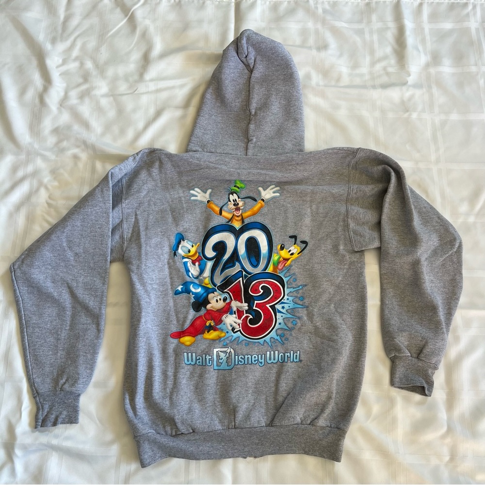 Walt Disney World 2013 Zip Up Sweatshirt